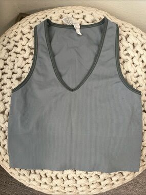 Ribbed sports bra